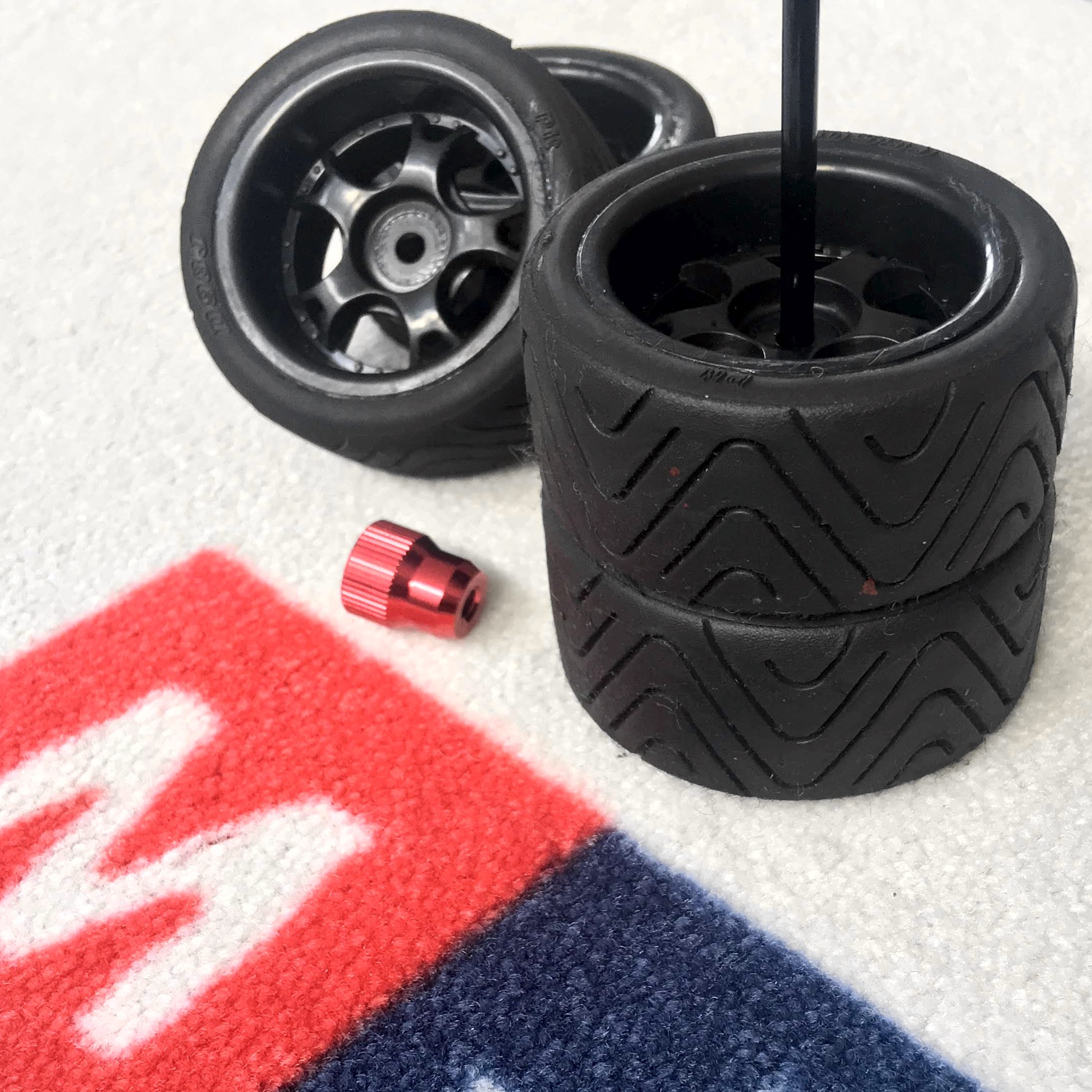 Pit Shimizu Profilreifen